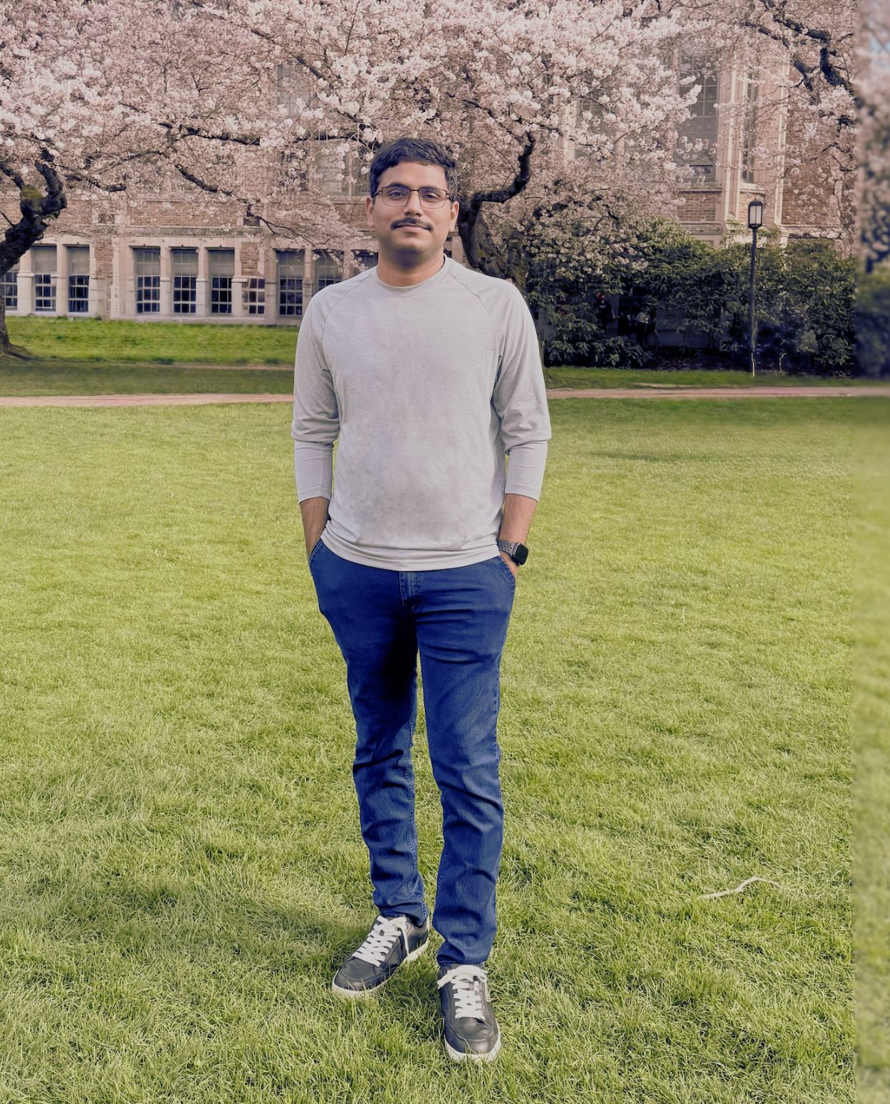 Varunprakash Shanmugam - Cloud Architect and DevOps Engineer